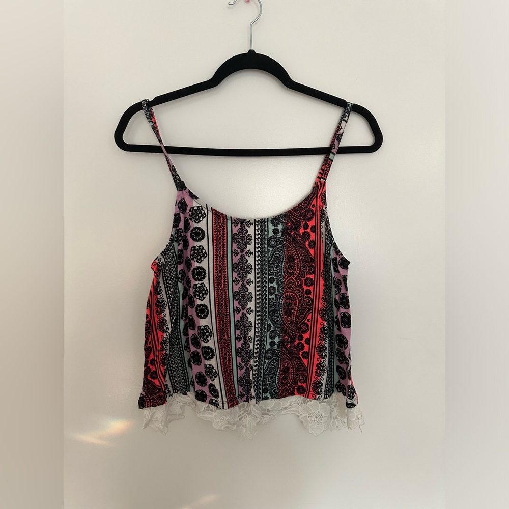 Tribal top